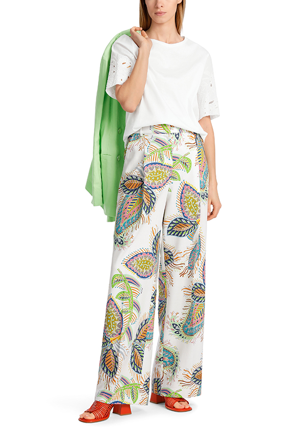 Marc-Cain-Co_FrühjahrSommer-2024_100_WC 48.62 J81 (1)