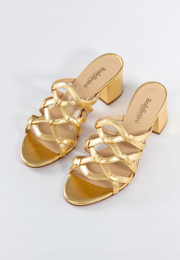 7a72e72949099c1f46a31f87e9c9