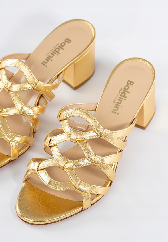 a04aead74bfa9d5285bcd5580457