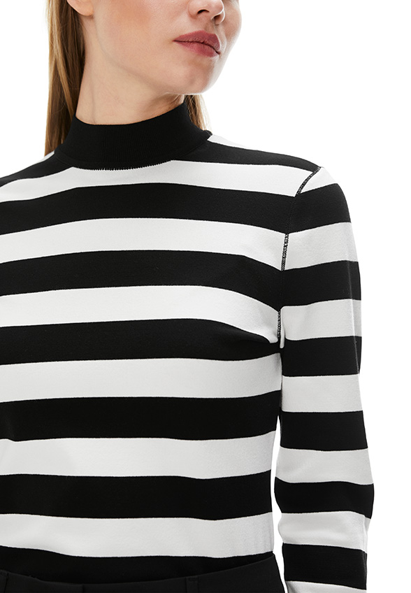 Marc-Cain-Ad_HerbstWinter-2024_190_XA 41.10 M12 (3)