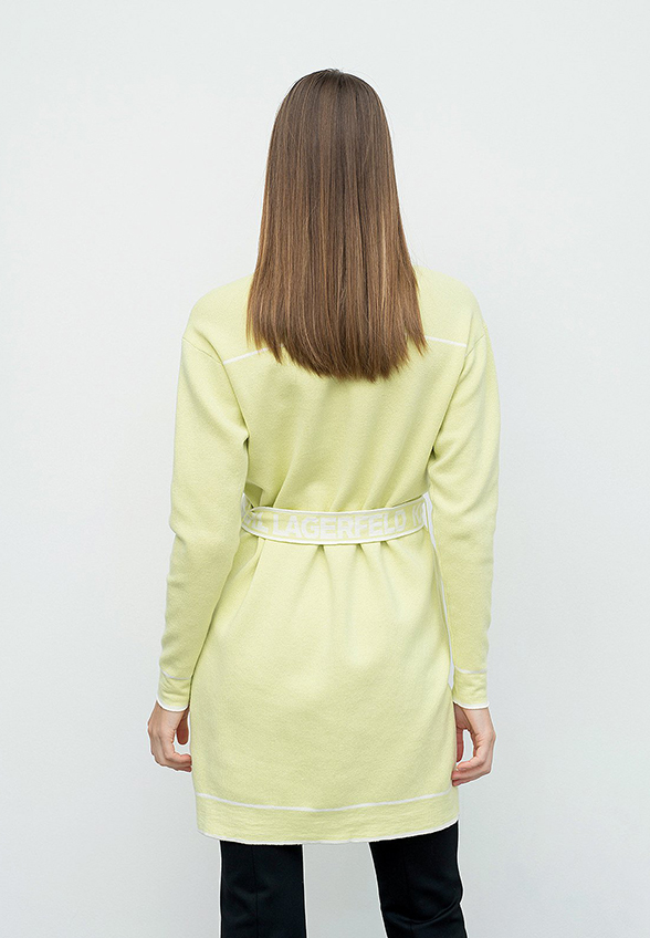 1672120901-back-120231_02391346-617-2