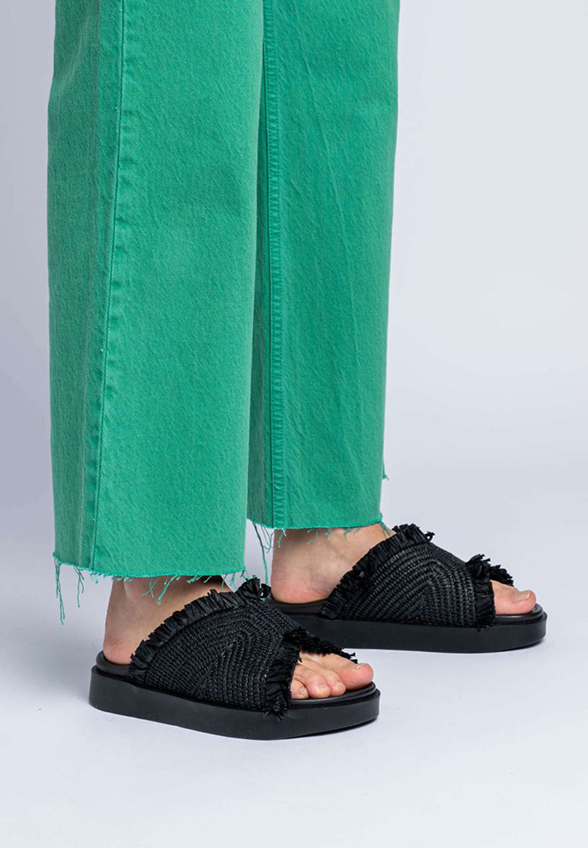 70106_195_black-5_1200x1200