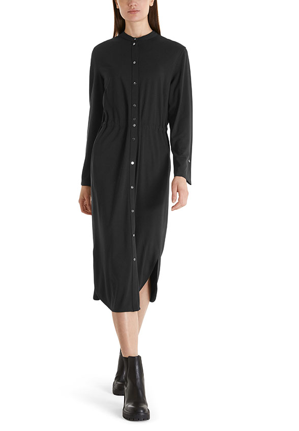 Marc-Cain-Ad_HerbstWinter-2022_900_TA-21.11-J80 (1)