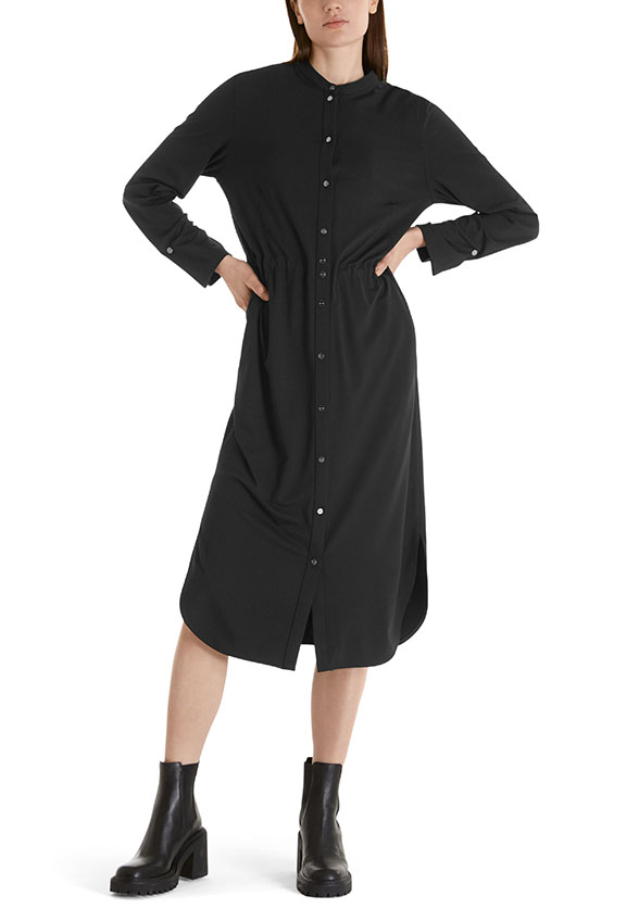 Marc-Cain-Ad_HerbstWinter-2022_900_TA-21.11-J80 (4)