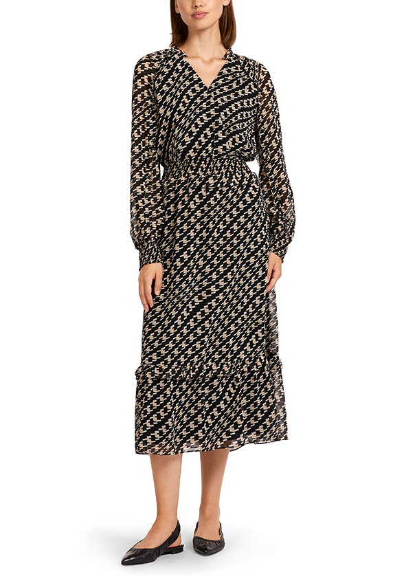 Marc-Cain-Co_FrühjahrSommer-2023_900_UC-21.12-W41 (1)