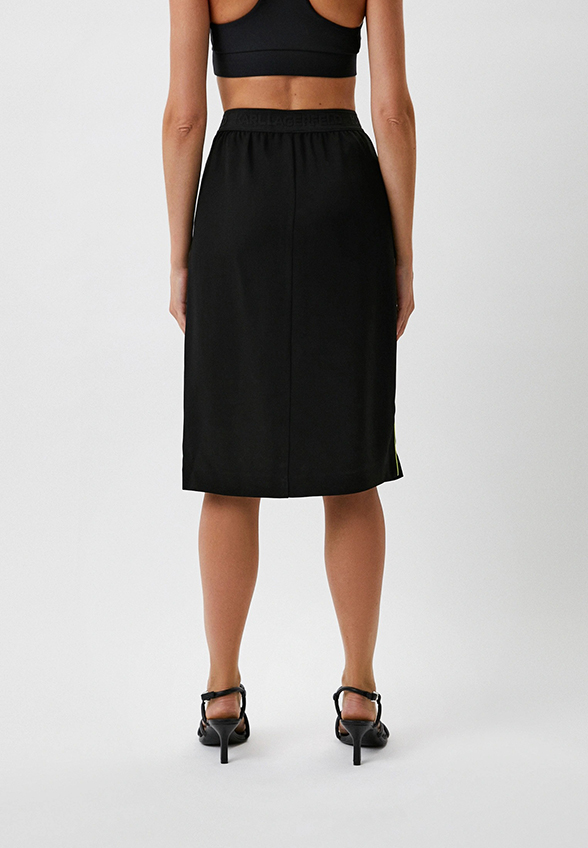 RTLABO696701_17552122_3_v1_2x_11zon