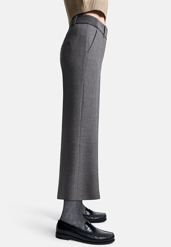 6227030703084-04_11zon