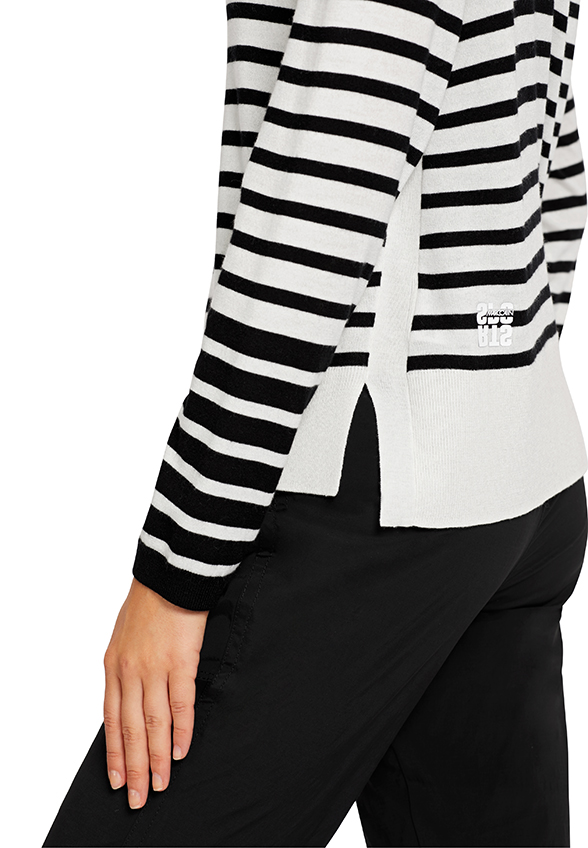 Marc-Cain-Sp_FrühjahrSommer-2023_190_US-41.12-M74 (3)